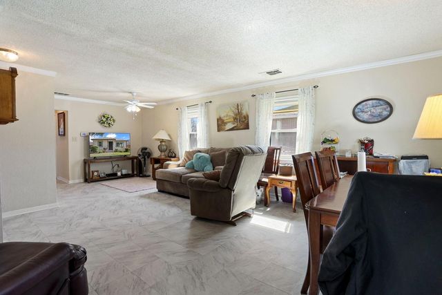 3061 Kroy Way, Sacramento, CA 95820