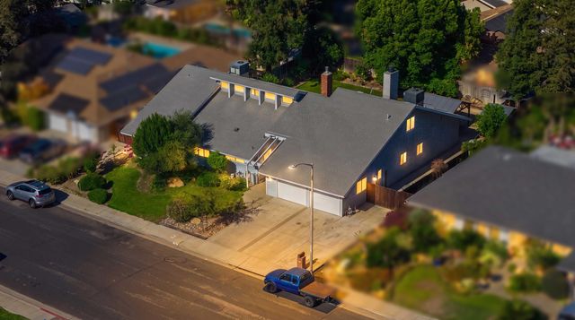 453 Timmy Avenue, Clovis, CA 93612