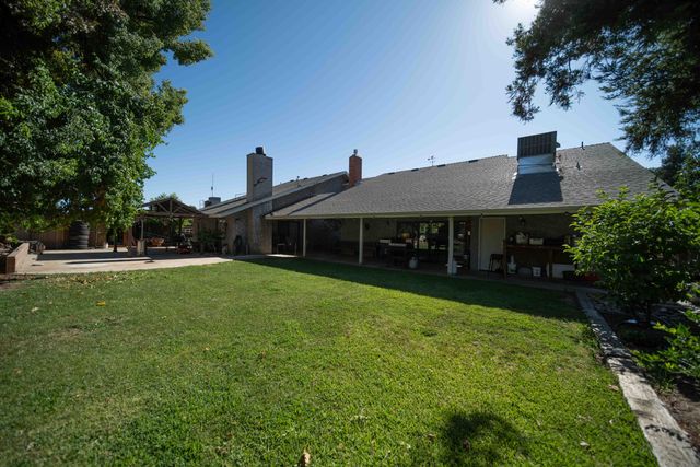 453 Timmy Avenue, Clovis, CA 93612