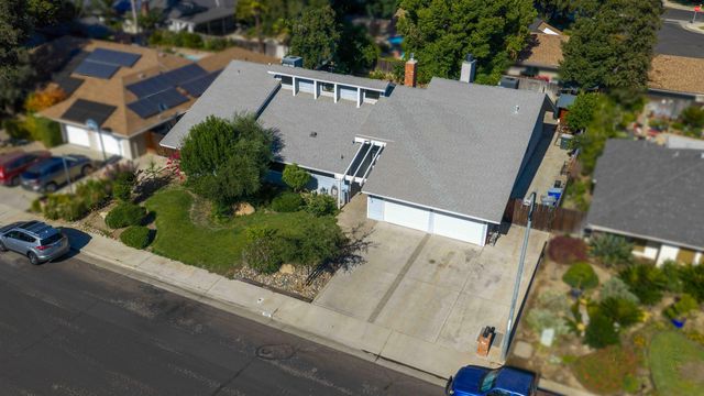 453 Timmy Avenue, Clovis, CA 93612