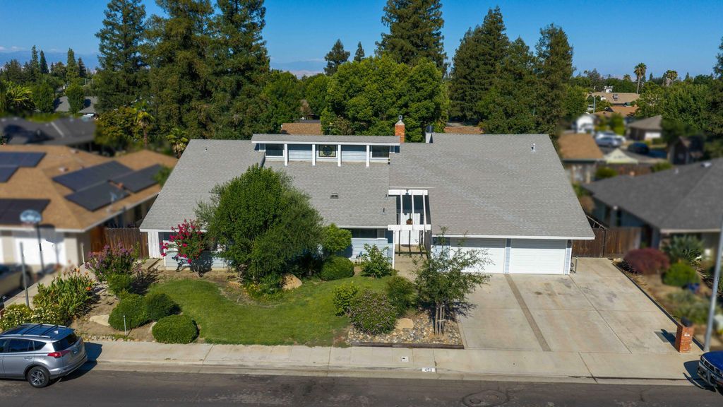 453 Timmy Avenue, Clovis, CA 93612