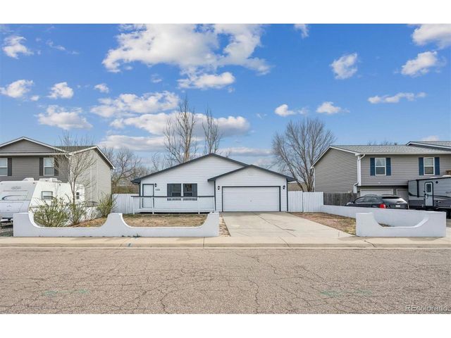 1406 6th St, Fort Lupton, CO 80621