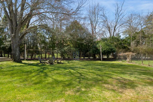 36 S Howells Point Road, Bellport Village, NY 11713