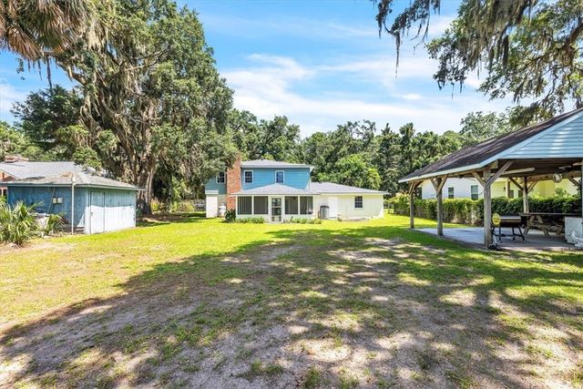 92 Old Mill Road E, Richmond Hill, GA 31324