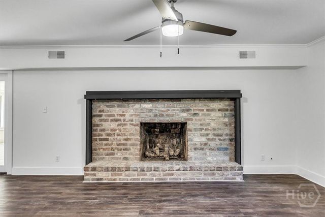 92 Old Mill Road E, Richmond Hill, GA 31324