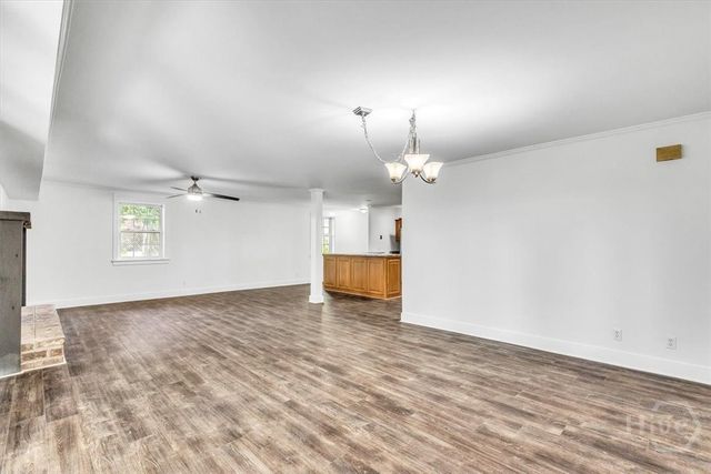 92 Old Mill Road E, Richmond Hill, GA 31324