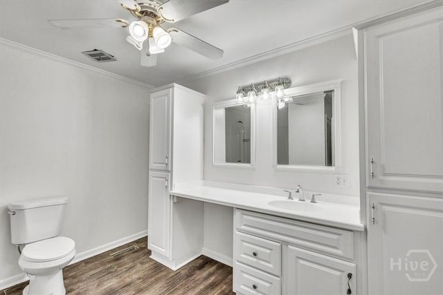 92 Old Mill Road E, Richmond Hill, GA 31324