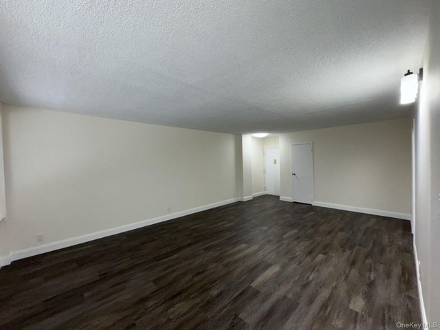 15 Stewart Place 3D, White Plains, NY 10603