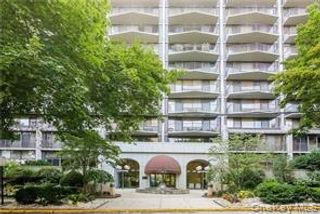 15 Stewart Place 3D, White Plains, NY 10603