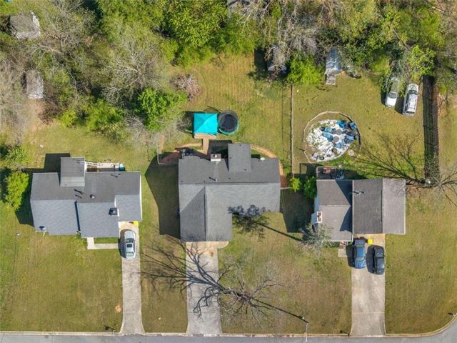 535 Oak Trace Court, Jonesboro, GA 30238