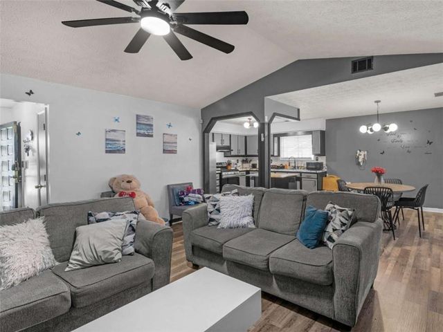 535 Oak Trace Court, Jonesboro, GA 30238