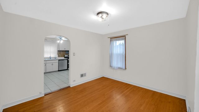 3915 W 104th Street, Chicago, IL 60655