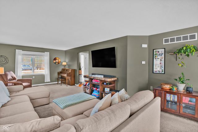 765 S Cedar Keys, North Vernon, IN 47265