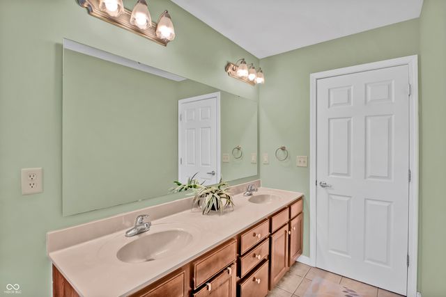 765 S Cedar Keys, North Vernon, IN 47265