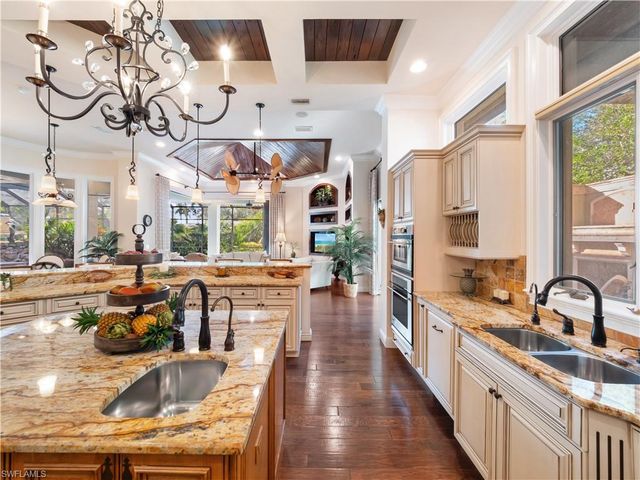 1265 Canterbury DR, Fort Myers, FL 33901