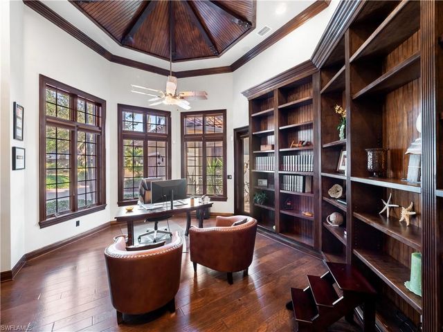 1265 Canterbury DR, Fort Myers, FL 33901