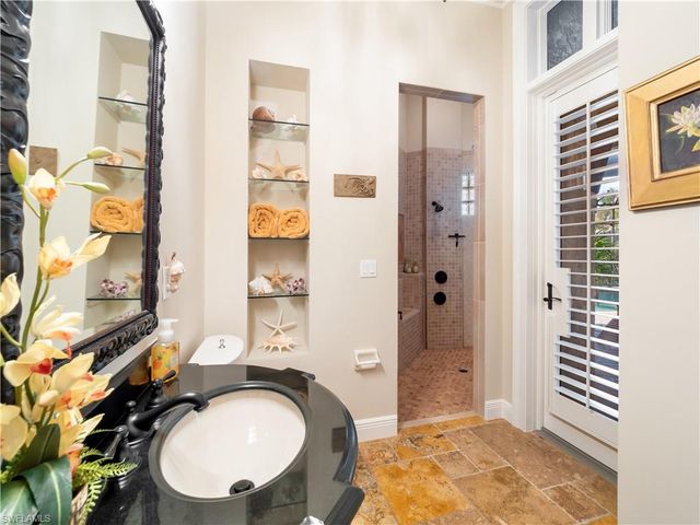 1265 Canterbury DR, Fort Myers, FL 33901