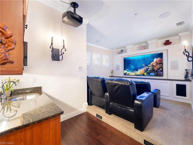 1265 Canterbury DR, Fort Myers, FL 33901