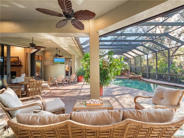 1265 Canterbury DR, Fort Myers, FL 33901