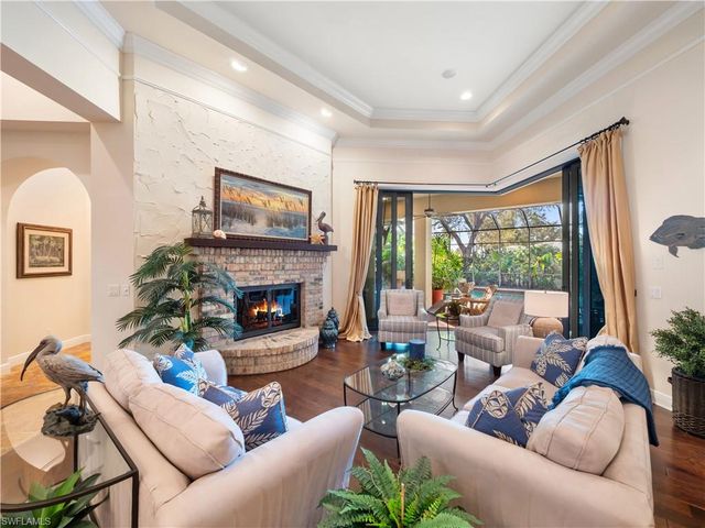 1265 Canterbury DR, Fort Myers, FL 33901