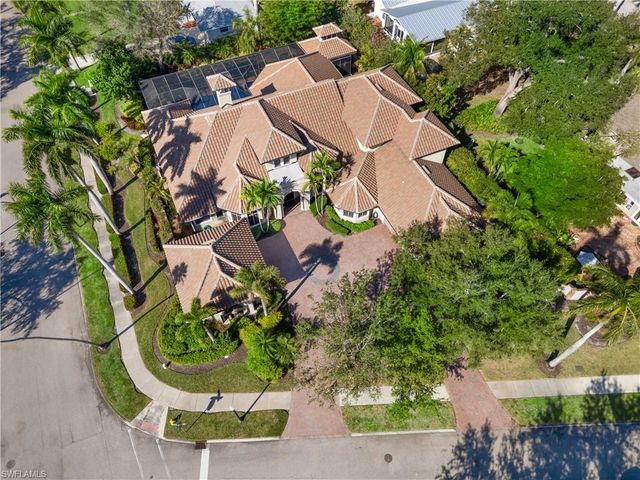 1265 Canterbury DR, Fort Myers, FL 33901