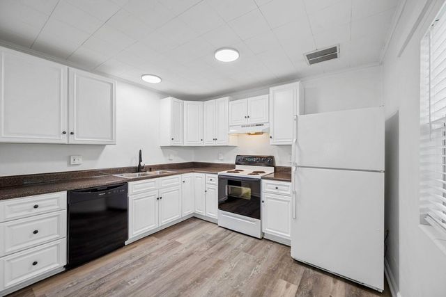 420 Hedgewood Drive, Chattanooga, TN 37405