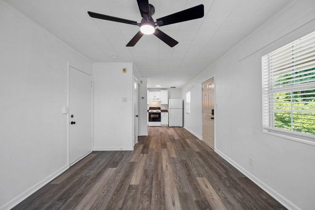 420 Hedgewood Drive, Chattanooga, TN 37405