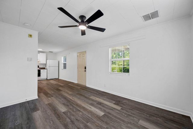 420 Hedgewood Drive, Chattanooga, TN 37405