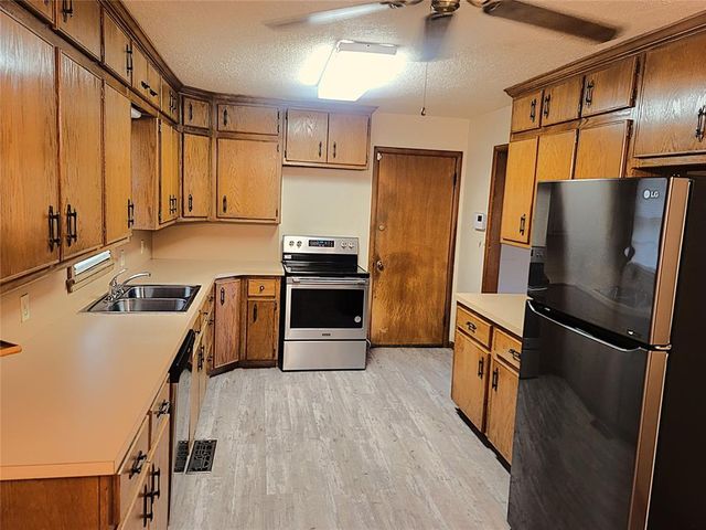 5344 NW 45th Street, Warr Acres, OK 73122