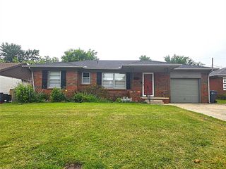 5344 NW 45th Street, Warr Acres, OK 73122