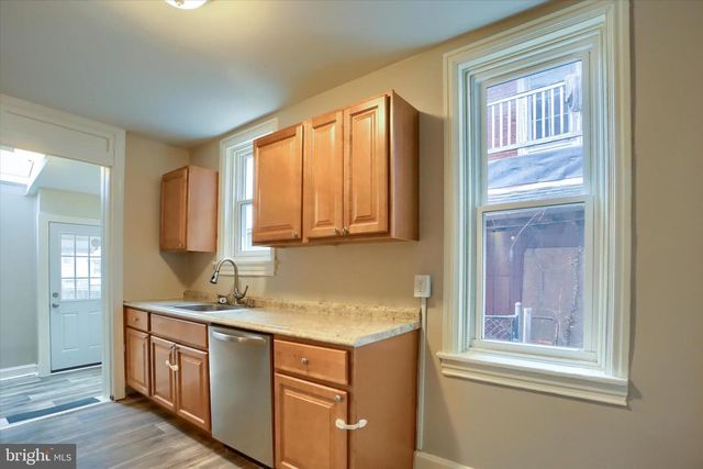 347 E LOUTHER ST, Carlisle, PA 17013
