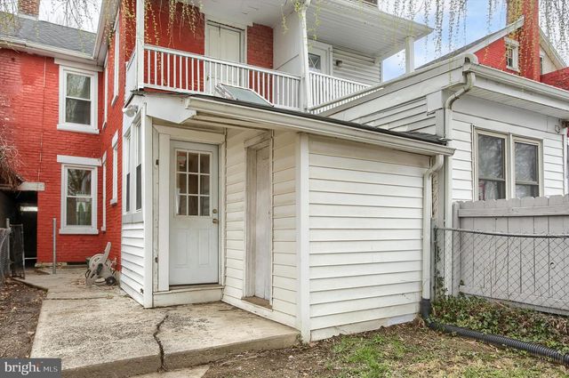 347 E LOUTHER ST, Carlisle, PA 17013