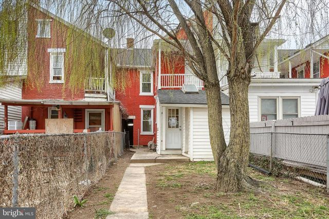 347 E LOUTHER ST, Carlisle, PA 17013