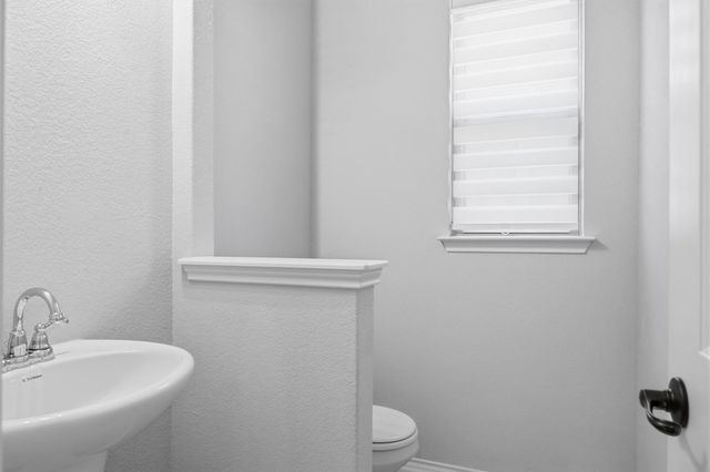 107 Finley ST, Hutto, TX 78634