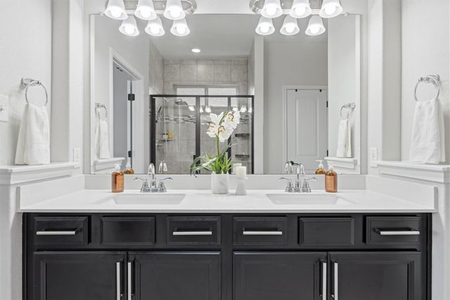 107 Finley ST, Hutto, TX 78634