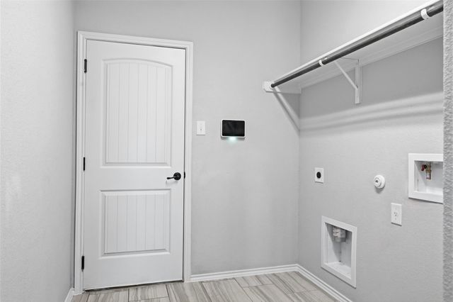 107 Finley ST, Hutto, TX 78634