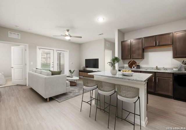2551 N Guadalupe St # 3108, Seguin, TX 78155
