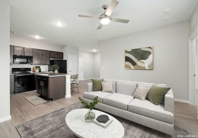 2551 N Guadalupe St # 3108, Seguin, TX 78155