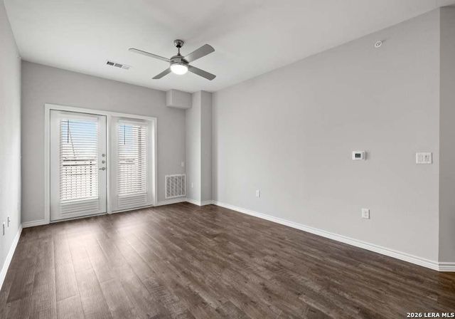 2551 N Guadalupe St # 3108, Seguin, TX 78155