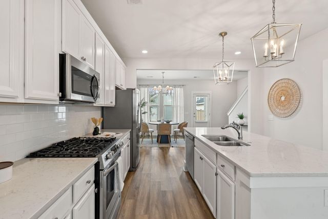 243 Symphony Avenue, Summerville, SC 29486