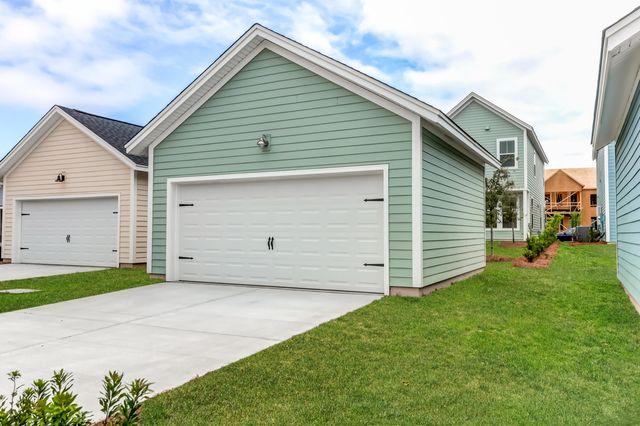 243 Symphony Avenue, Summerville, SC 29486