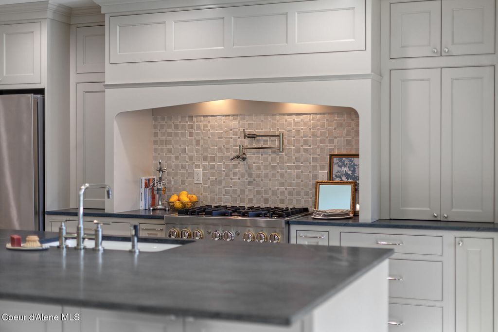 721 W Garden Ave, Coeur d'Alene, ID 83814 photo 13