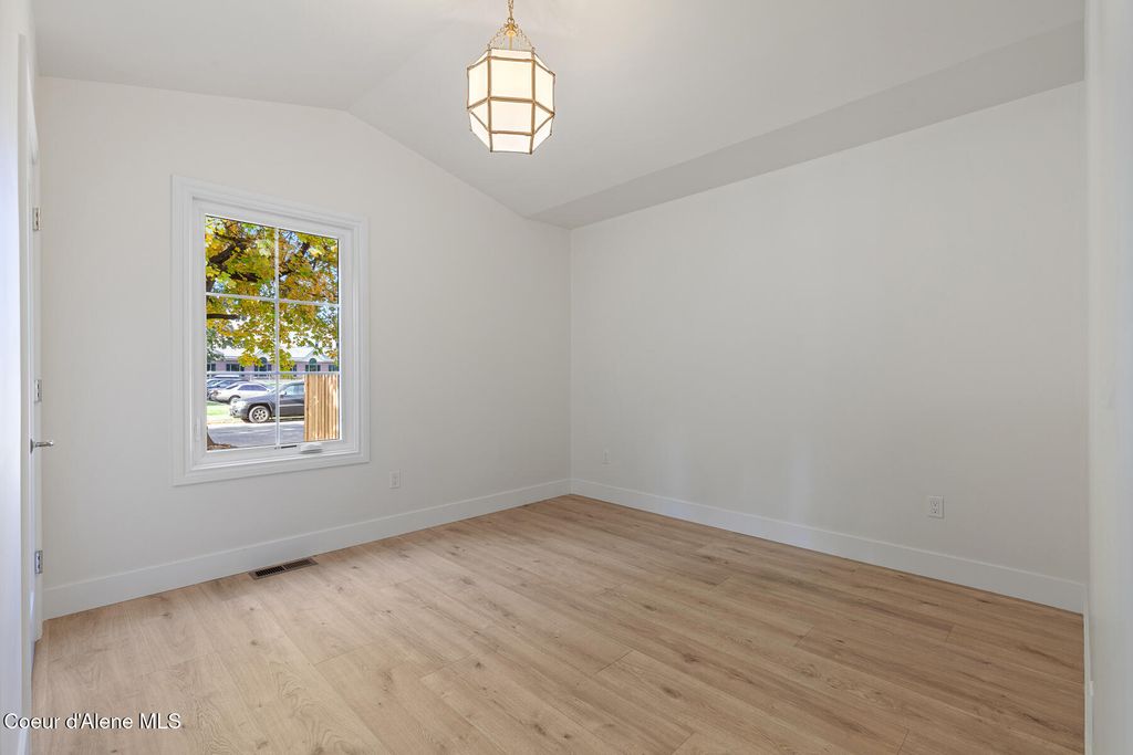 721 W Garden Ave, Coeur d'Alene, ID 83814 photo 28