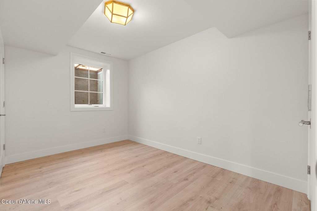 721 W Garden Ave, Coeur d'Alene, ID 83814 photo 36