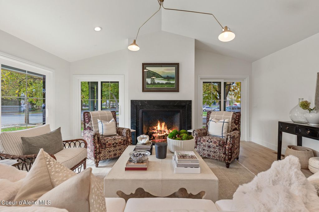 721 W Garden Ave, Coeur d'Alene, ID 83814 photo 6