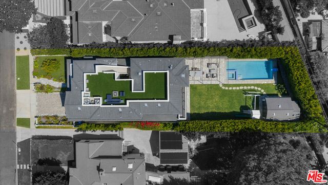 981 Amherst Avenue, Los Angeles, CA 90049