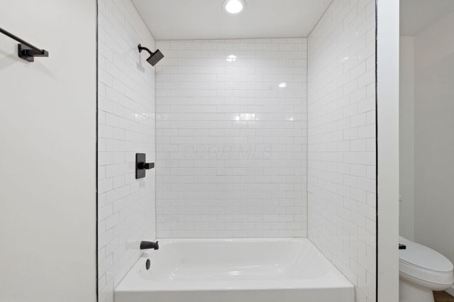 932 Goodwin Avenue, Lancaster, OH 43130