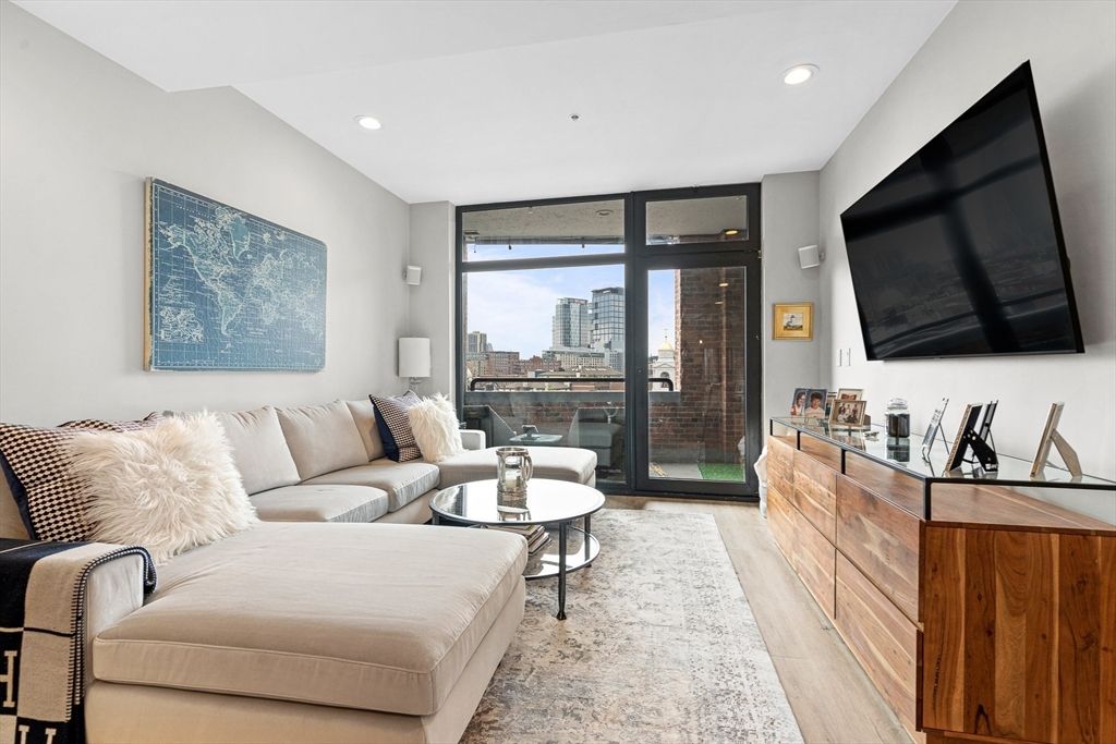 300 Commercial St 709, Boston, MA 02109