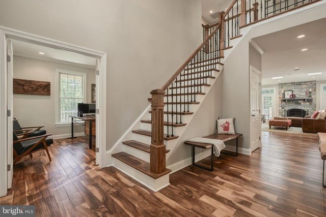 40920 FOREST GLEN DR, Leesburg, VA 20175