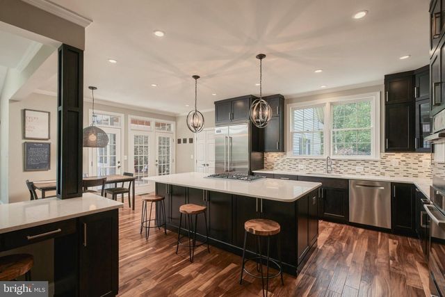 40920 FOREST GLEN DR, Leesburg, VA 20175
